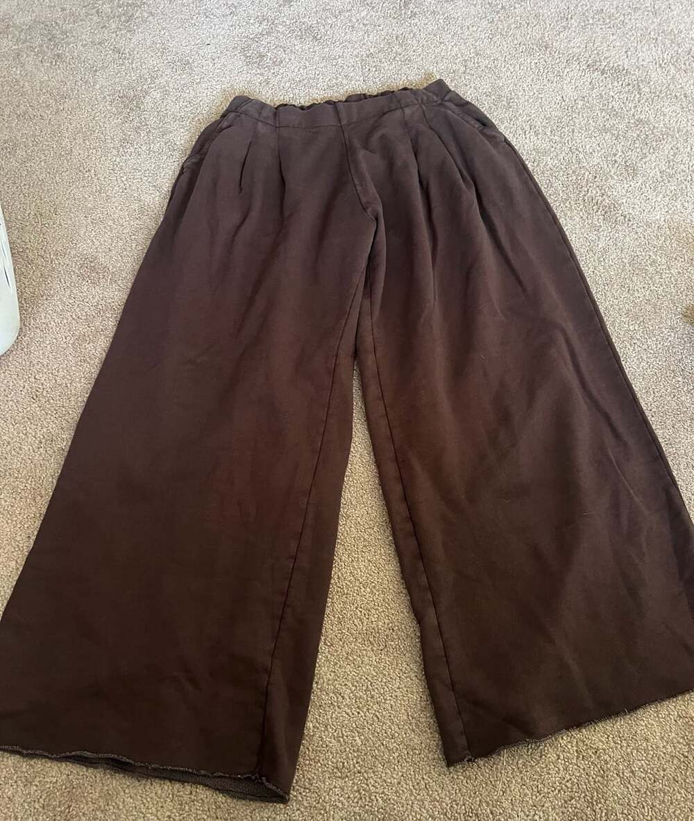 Aerie Brown Pleated Wide Leg Sweatpants NWOT